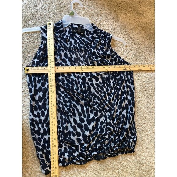 INC International Concepts Women’s Navy Blue and White Cheetah Print Pattern Tan - Picture 5 of 5